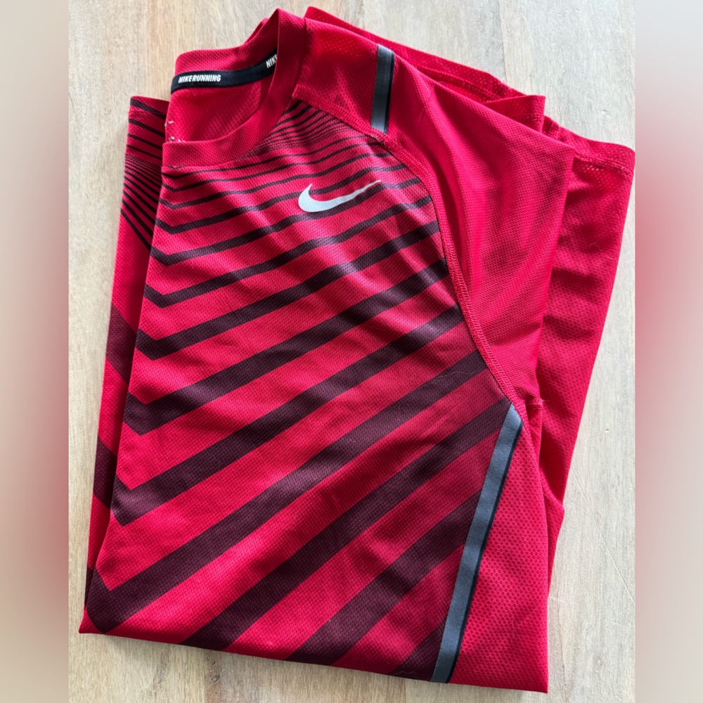 Nike Dri-FIT Running Athletic Shirt